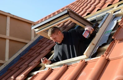 Pose de fenêtres de toit Velux à Benon